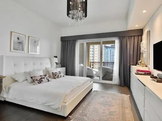 Dreamy 3Br In Palm Jumeirah With Unmatched Views Dubai Apartment